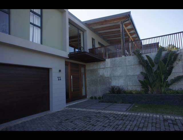5 BEDROOM HOUSE TO LET IN PALM LAKES ESTATE